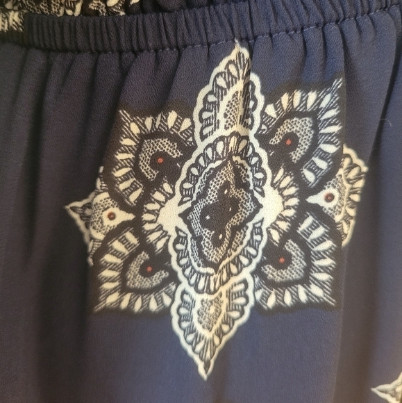 Express Blue Chiffon Long Sleeves Print Dress Size Small - Picture 3 of 4